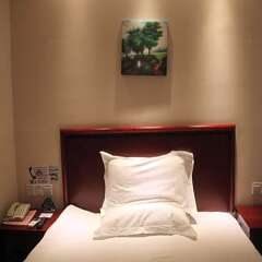 Отель GreenTree Inn Beijing Capital Airport Hotel Китай, Пекин - отзывы, цены и фото номеров - забронировать отель GreenTree Inn Beijing Capital Airport Hotel онлайн комната для гостей фото 3