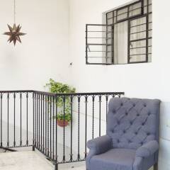 Отель Casa de los Soles B&B Hostel Мексика, Тлакуепакуе - отзывы, цены и фото номеров - забронировать отель Casa de los Soles B&B Hostel онлайн балкон