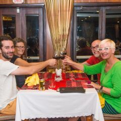 Отель Gray Line Private Luxury Cruise питание