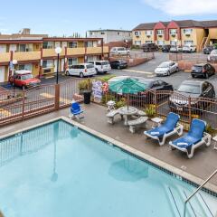 Отель Hollywood Inn Express South Лос-Анджелес бассейн