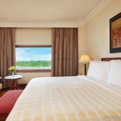 Отель The Oberoi, New Delhi Индия, Нью-Дели - 1 отзыв об отеле, цены и фото номеров - забронировать отель The Oberoi, New Delhi онлайн комната для гостей фото 5