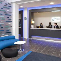 Отель Holiday Inn Express Manchester City Centre Arena Великобритания, Манчестер - отзывы, цены и фото номеров - забронировать отель Holiday Inn Express Manchester City Centre Arena онлайн интерьер отеля