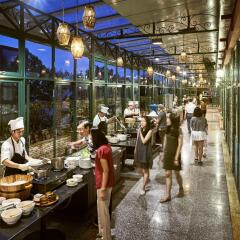 Windsor Plaza Hotel гостиничный бар