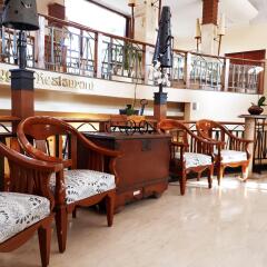 Novotel Surabaya Hotel гостиничный бар