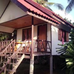 Отель Lanta Sunmoon Bungalos Ланта балкон