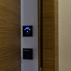 Trevi Hotel Рим сейф в номере