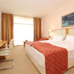 Отель Doubletree by Hilton Hotel Varna - Golden Sands Болгария, Золотые пески - 4 отзыва об отеле, цены и фото номеров - забронировать отель Doubletree by Hilton Hotel Varna - Golden Sands онлайн комната для гостей