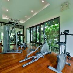 Отель Bhu Nga Thani Resort and Spa фитнесс-зал фото 4
