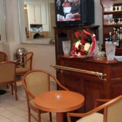 Отель Hôtel Liège Strasbourg Франция, Париж - отзывы, цены и фото номеров - забронировать отель Hôtel Liège Strasbourg онлайн гостиничный бар