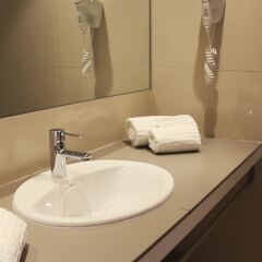 Отель Nereida Aparthotel ванная