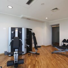 DoubleTree by Hilton Hotel Yerevan City Centre фитнесс-зал фото 3