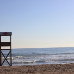 Отель Albeniz – Mediterranean Way Испания, Ла Пинеда - отзывы, цены и фото номеров - забронировать отель Albeniz – Mediterranean Way онлайн пляж