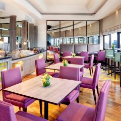 Отель Holiday Inn Atrium Сингапур питание