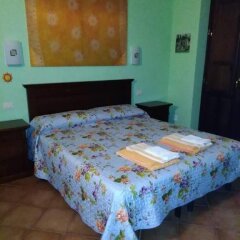 Отель B&B La Borgata Сиракуза сейф в номере
