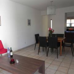 Апартаменты Andries Apartments комната для гостей фото 2