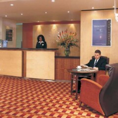 Отель Premier Inn London Hampstead интерьер отеля фото 2