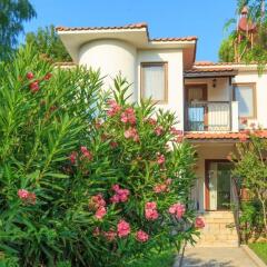 Orka Club Hotel & Villas 4* Вилла с различными типами кроватей