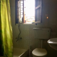 Icu Guesthouse in Kampala, Uganda from 120$, photos, reviews - zenhotels.com bathroom photo 2