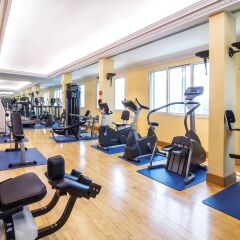 Отель Grand Excelsior Hotel Deira ОАЭ, Дубай - 1 отзыв об отеле, цены и фото номеров - забронировать отель Grand Excelsior Hotel Deira онлайн фитнесс-зал