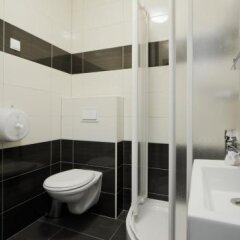 Kaptol Hostel in Zagreb, Croatia from 75$, photos, reviews - zenhotels.com bathroom