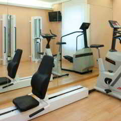Отель Holiday Inn Gent Expo фитнесс-зал фото 3