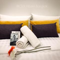 Click Hostel Бангкок комната для гостей