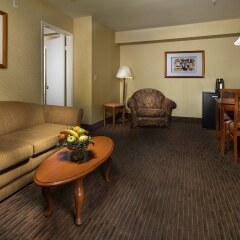 Отель Arizona Charlie's Boulder - Casino Hotel, Suites, & RV Park США, Лас-Вегас - отзывы, цены и фото номеров - забронировать отель Arizona Charlie's Boulder - Casino Hotel, Suites, & RV Park онлайн комната для гостей фото 4