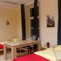 One Lucky Hostel - Old Town питание