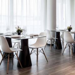 AC Hotel Paris Le Bourget Airport by Marriott питание