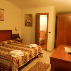 Отель 3 Coins B&B комната для гостей