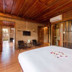 Отель Wooden Lodge Homestay комната для гостей