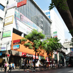Отель Vplace Silom Бангкок спортивное сооружение