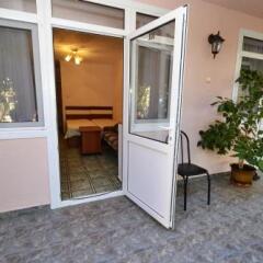Гостиница Mini Hotel Kostas в Анапе отзывы, цены и фото номеров - забронировать гостиницу Mini Hotel Kostas онлайн Анапа балкон