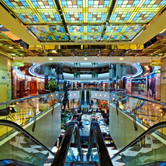 Emirates Concorde Hotel & Suites бассейн фото 2