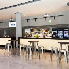 Отель a&o Berlin Mitte Германия, Берлин - 4 отзыва об отеле, цены и фото номеров - забронировать отель a&o Berlin Mitte онлайн бассейн