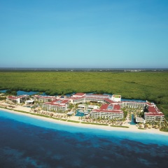 Отель Breathless Riviera Cancun Resort & Spa, Adults Only бассейн фото 2
