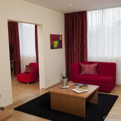 Отель Ramada Encore Geneva Швейцария, Ланси - 1 отзыв об отеле, цены и фото номеров - забронировать отель Ramada Encore Geneva онлайн комната для гостей фото 2