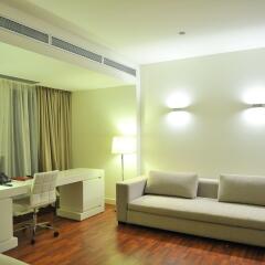 Гостиница Worldhotel Saltanat Almaty комната для гостей фото 2