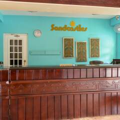 Отель SandCastles Deluxe Beach Resort интерьер отеля фото 3