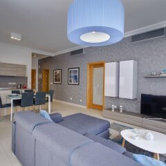 Отель Luxury Apartment IN Fort Cambridge With Pool Мальта, Слима - отзывы, цены и фото номеров - забронировать отель Luxury Apartment IN Fort Cambridge With Pool онлайн комната для гостей фото 4