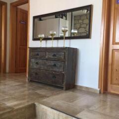 Отель Adres Alacati Otel Чешме гостиничный бар