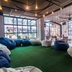 Отель 18 Coins Inn Паттайя помещение для мероприятий