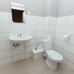 Jam Hotel Lviv Hnatyka Львов ванная фото 2