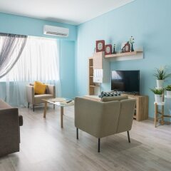 Апартаменты Syntagma Square Apartments by Livin Urbban комната для гостей фото 5