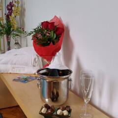 Отель My Rainbow Rooms Gay Men's Guest House в номере