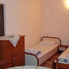 Отель Guest House Alberto Болгария, Равда - отзывы, цены и фото номеров - забронировать отель Guest House Alberto онлайн комната для гостей фото 5