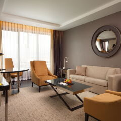 DoubleTree by Hilton Hotel Minsk комната для гостей фото 11