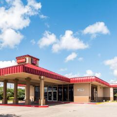 Отель Econo Lodge Кингсвилль развлечения