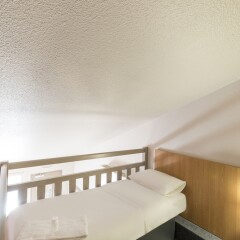 Отель B&B Hôtel Auxerre Bourgogne комната для гостей фото 3