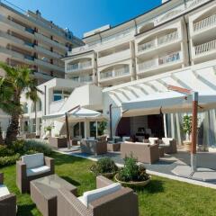 Yes Hotel Touring